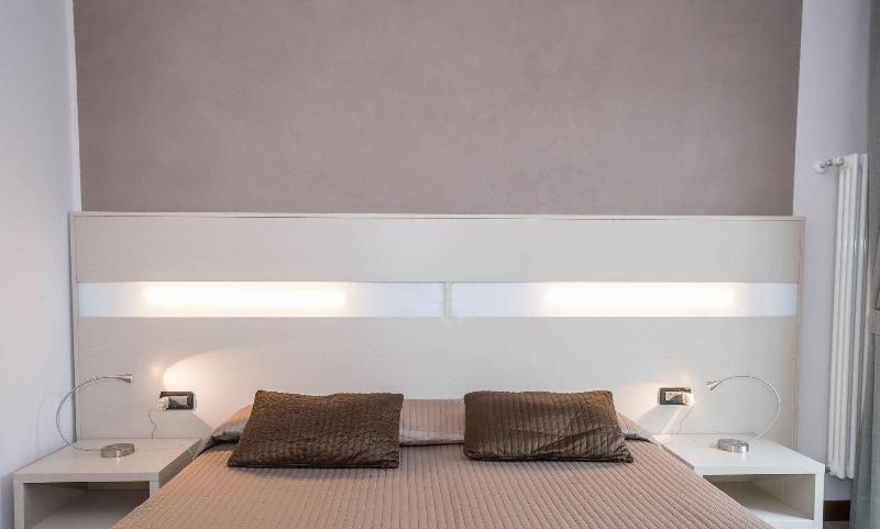 לאזיסה Hotel Giulietta Romeo מראה חיצוני תמונה