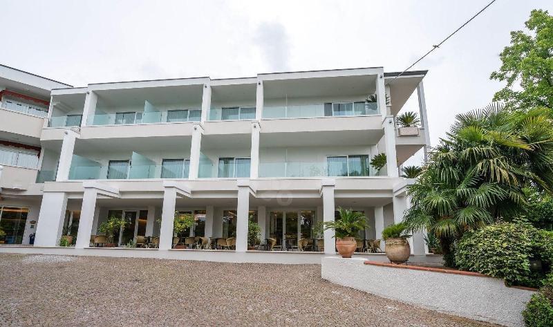 לאזיסה Hotel Giulietta Romeo מראה חיצוני תמונה