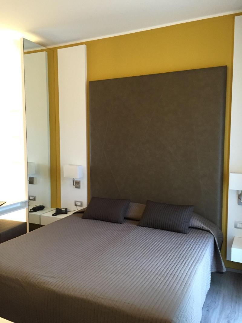 לאזיסה Hotel Giulietta Romeo מראה חיצוני תמונה
