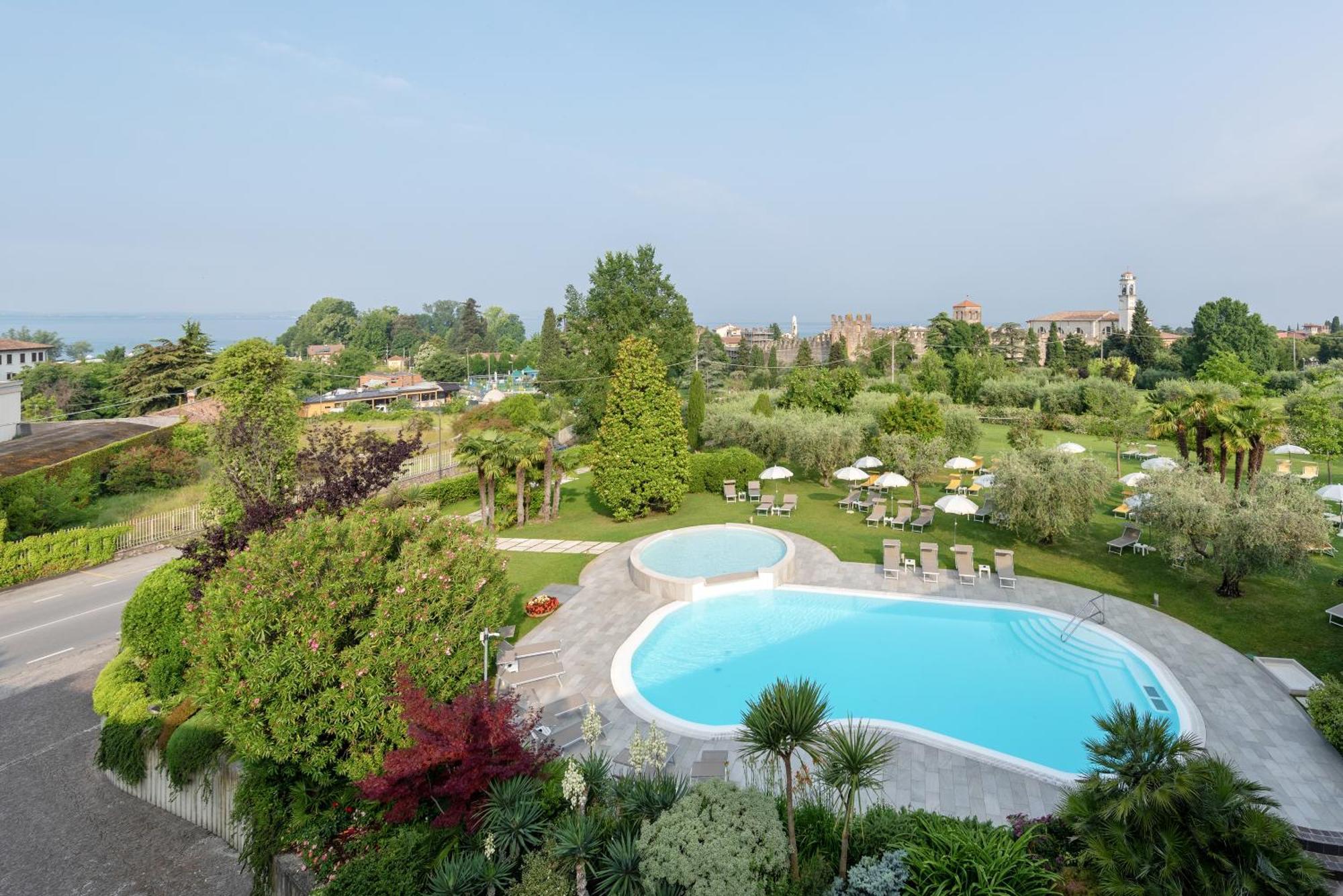 לאזיסה Hotel Giulietta Romeo מראה חיצוני תמונה