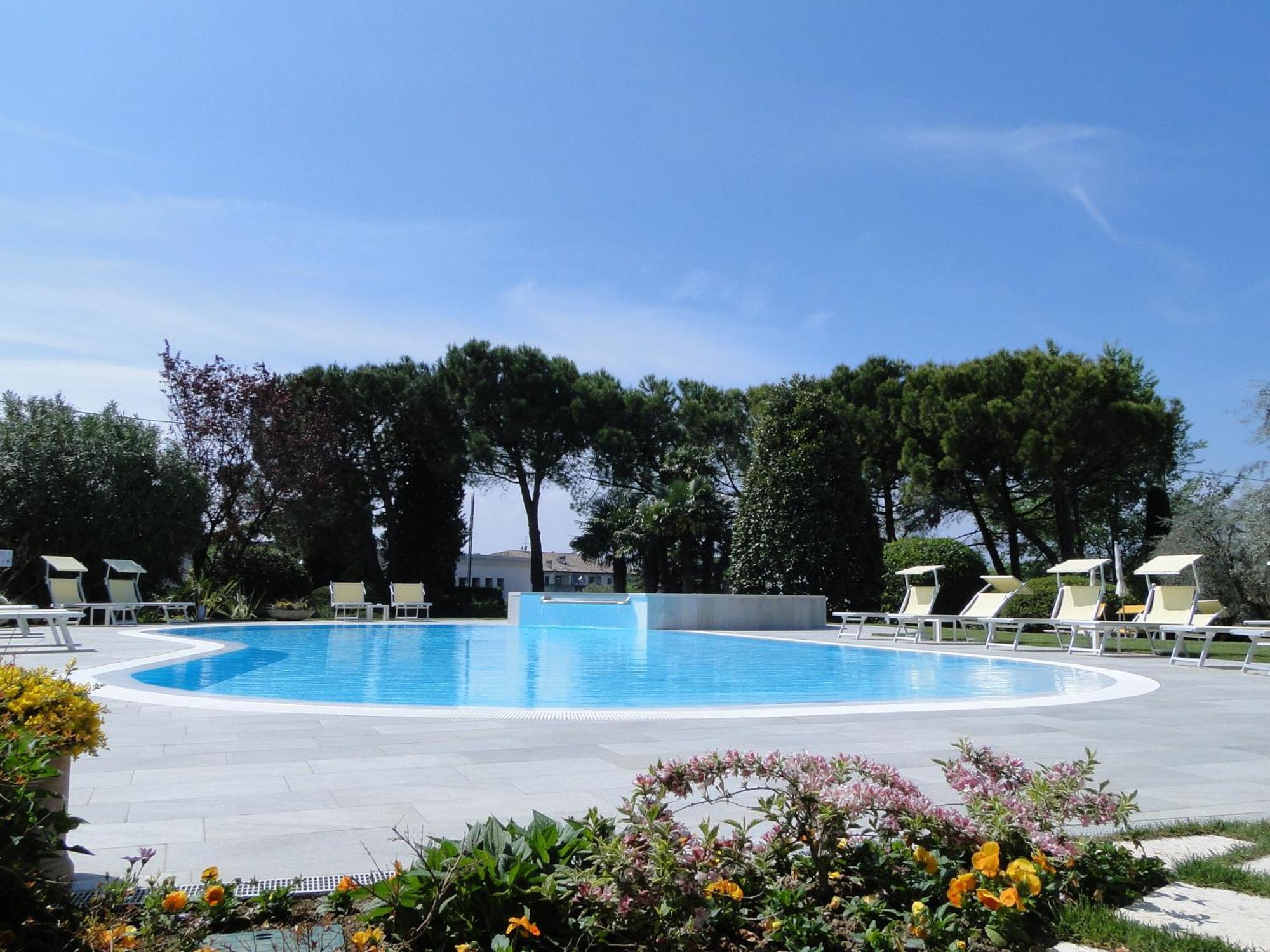 לאזיסה Hotel Giulietta Romeo מראה חיצוני תמונה