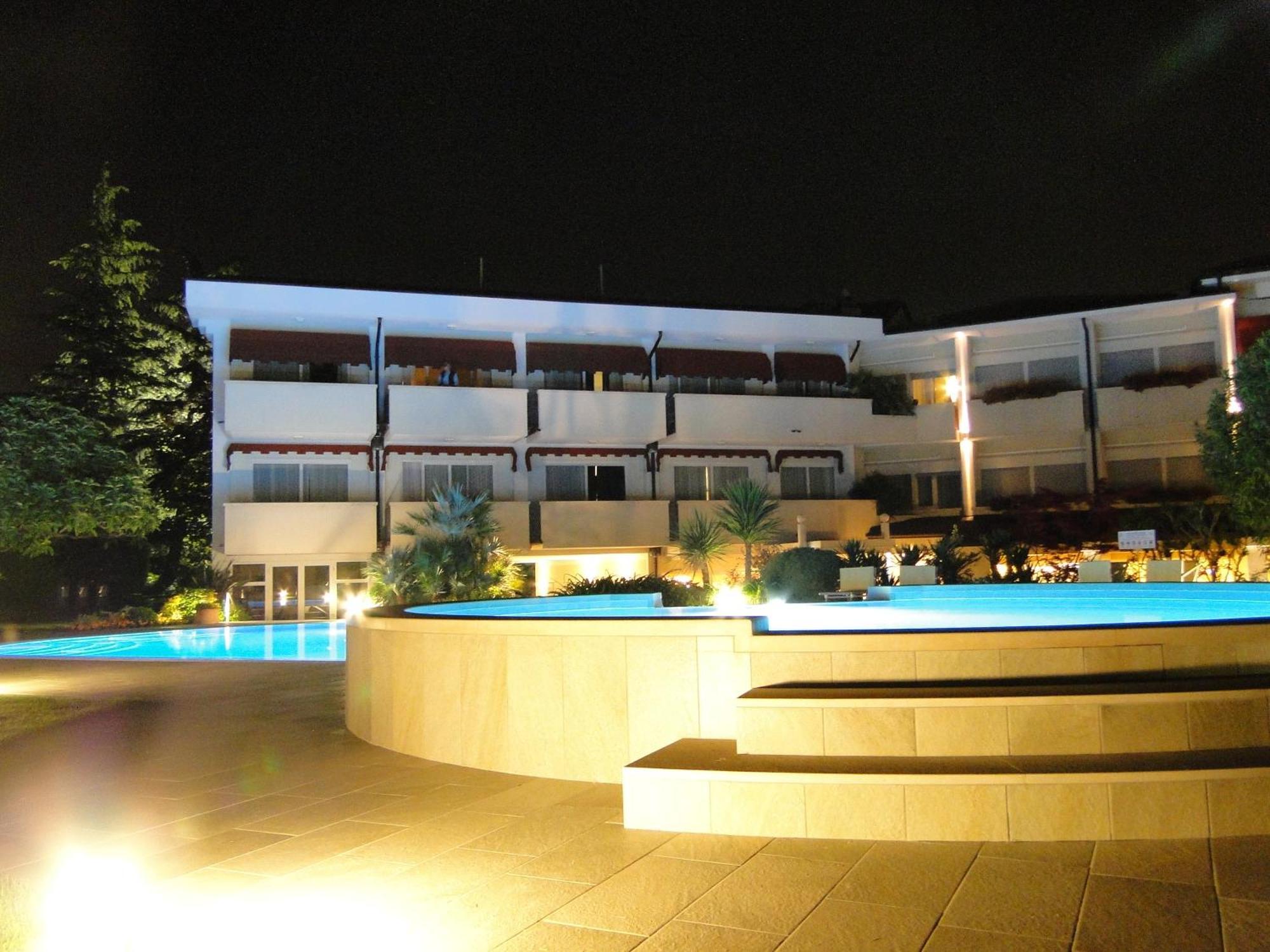 לאזיסה Hotel Giulietta Romeo מראה חיצוני תמונה