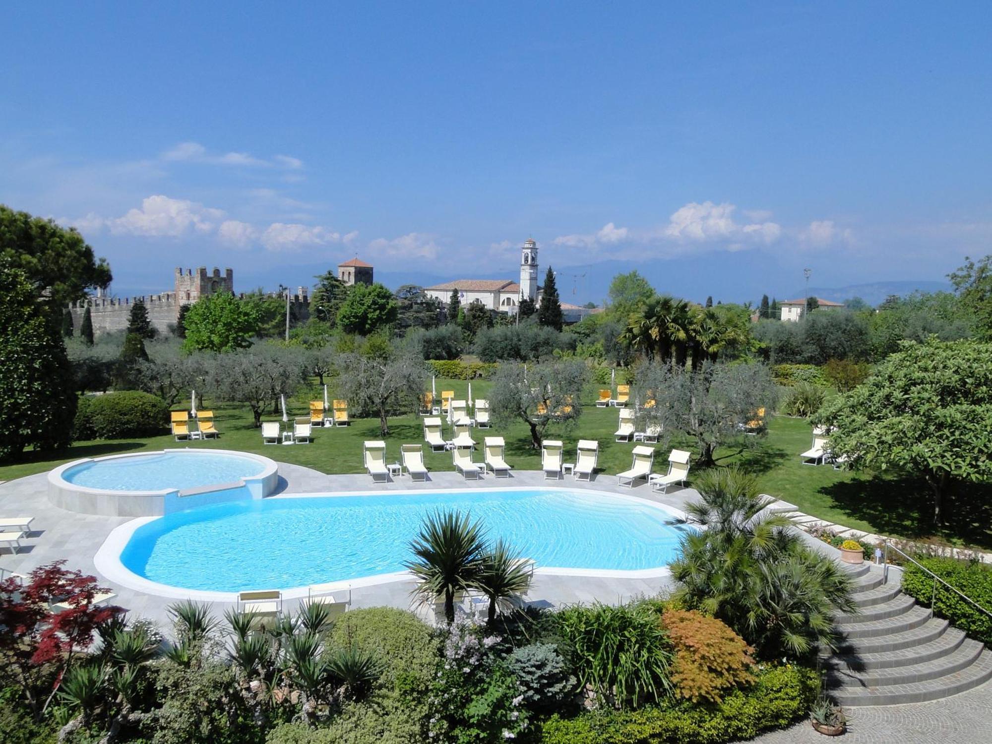 לאזיסה Hotel Giulietta Romeo מראה חיצוני תמונה