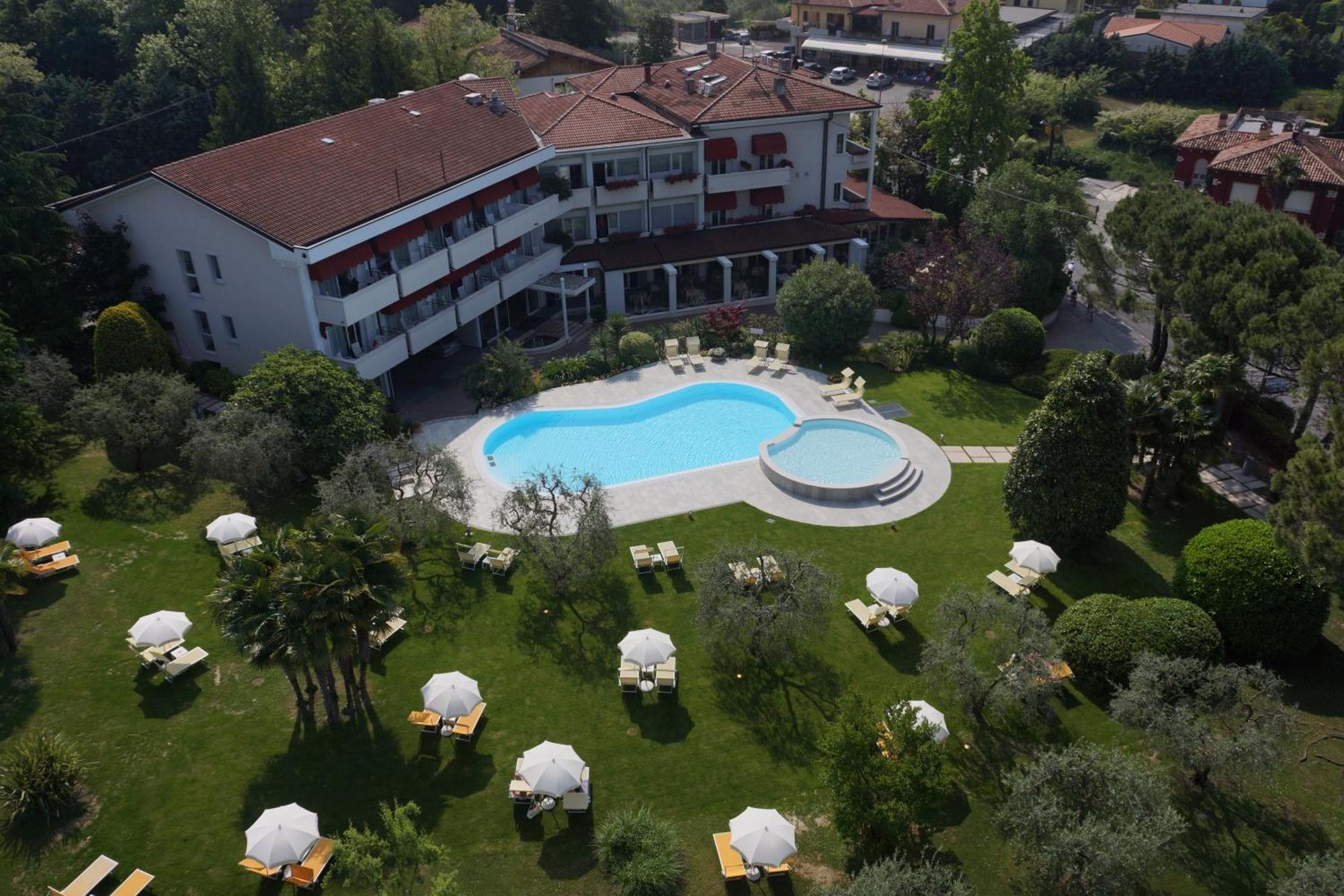 לאזיסה Hotel Giulietta Romeo מראה חיצוני תמונה