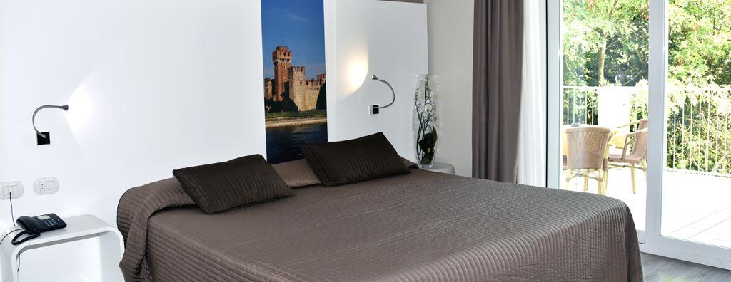לאזיסה Hotel Giulietta Romeo מראה חיצוני תמונה